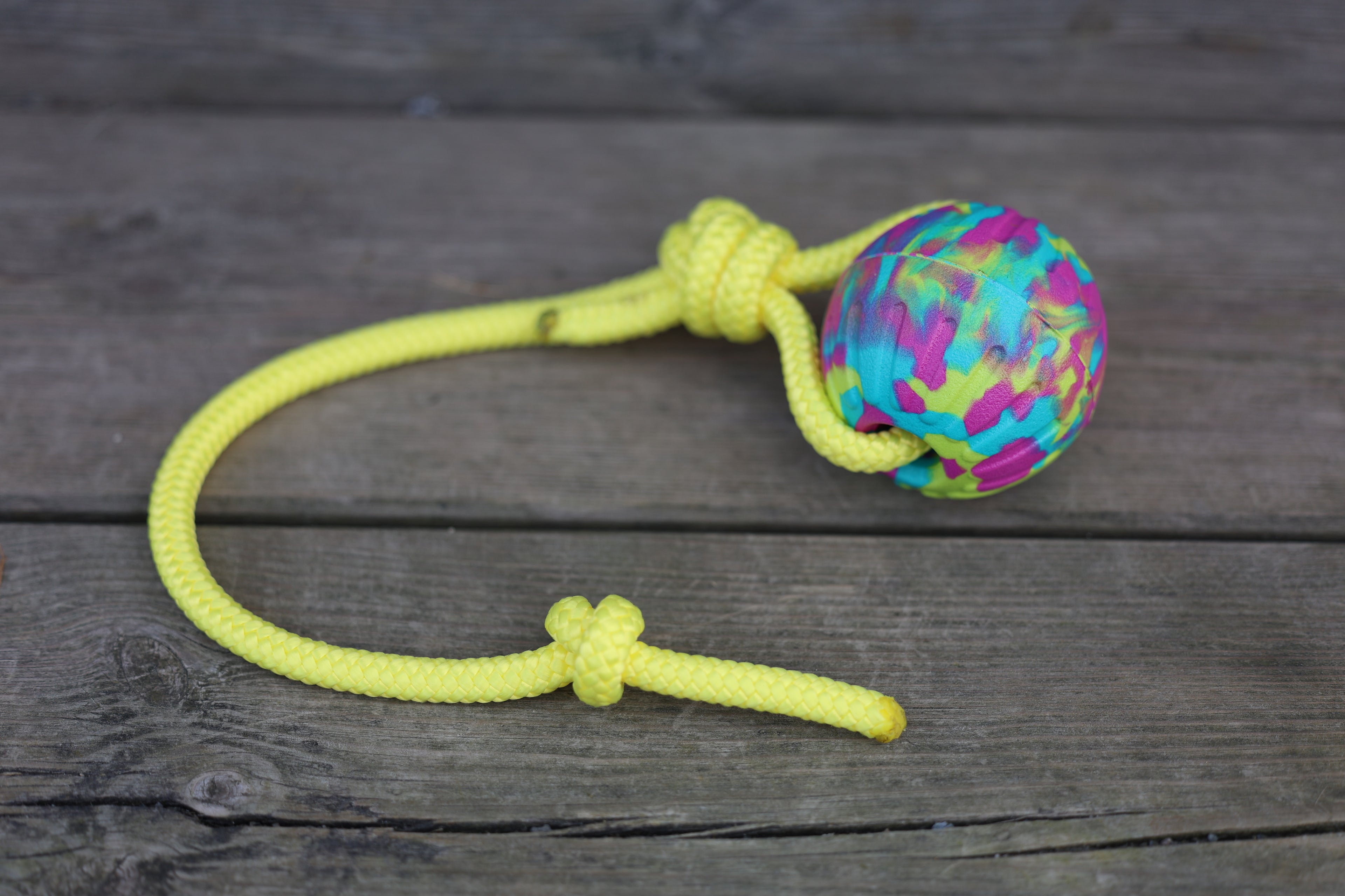 7cm Neon Camo Foam Ball Tau